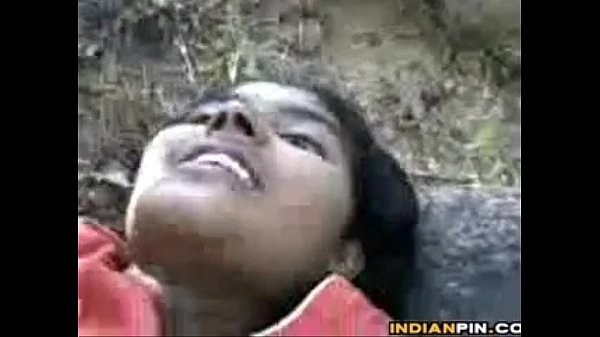 Amateur Indian Couple Having Sex Outside