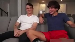 CUTE TWINKS